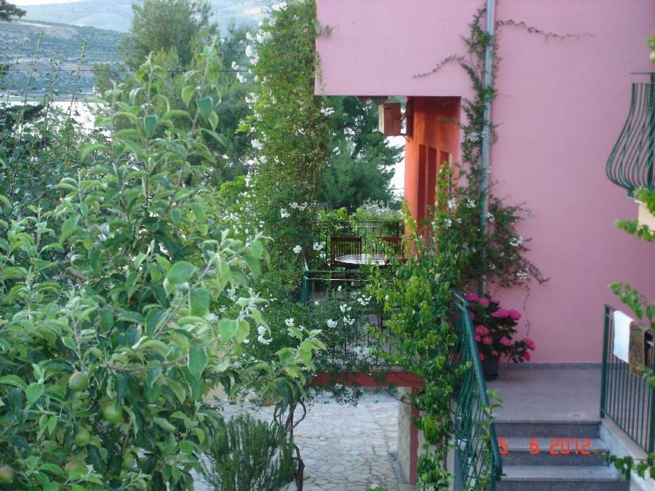 Apartmani Ante Trogir Eksteriør billede